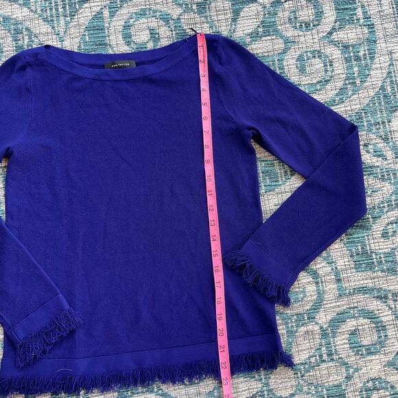 Ann Taylor Sail to Sable Fringe Hem Sweater Blue Long Sleeve - Size S - Picture 7 of 9
